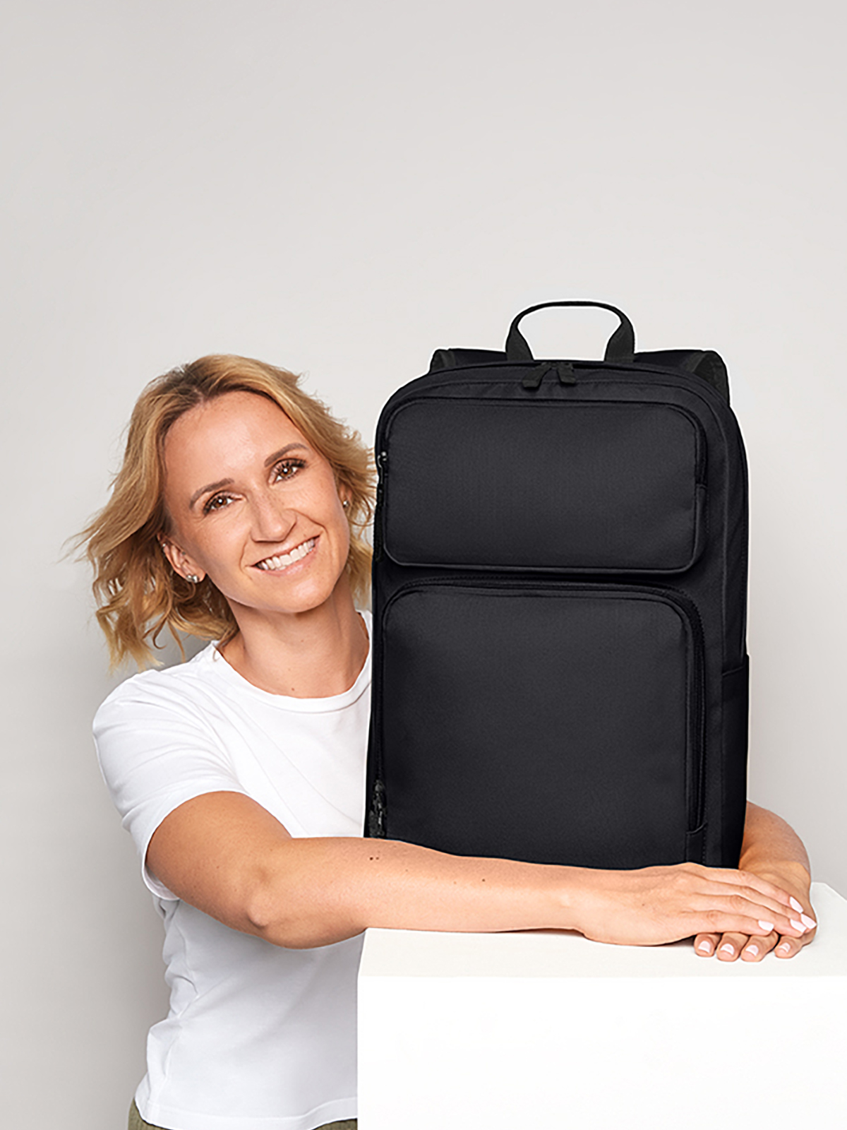 Notebook-Rucksack FELLOW schwarz mit Model