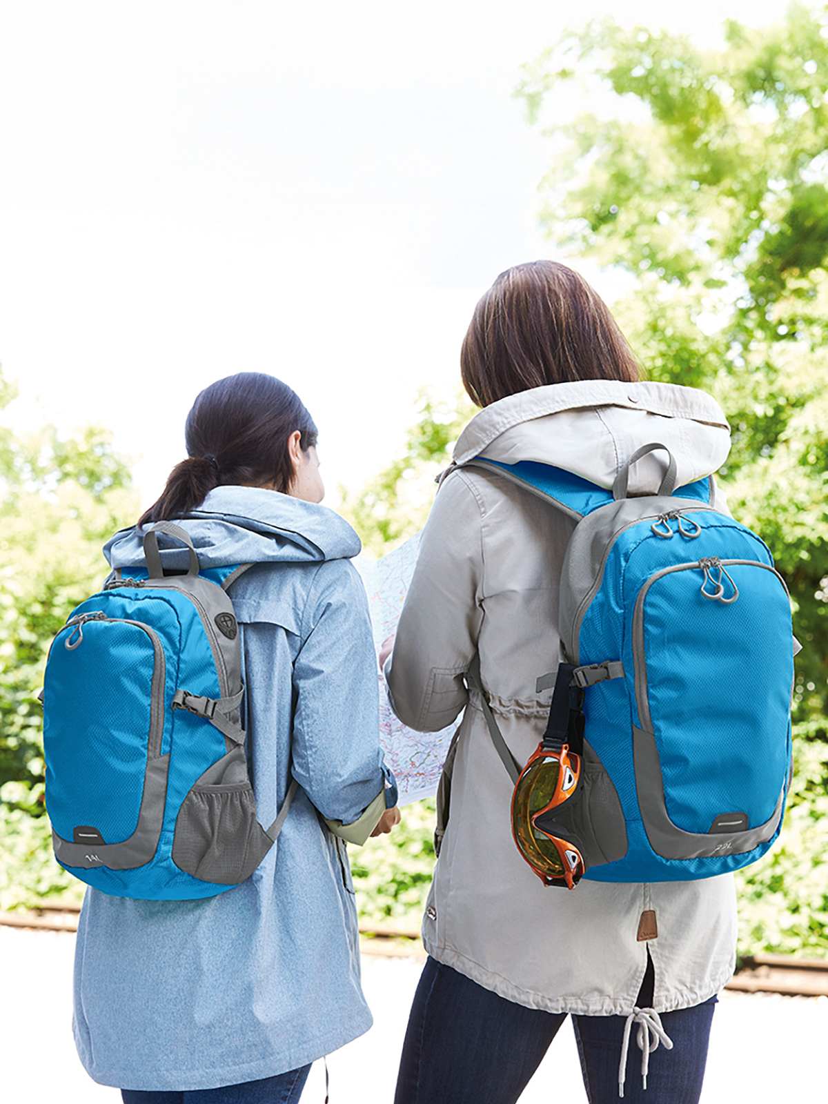 backpack STEP M and STEP L cyan front