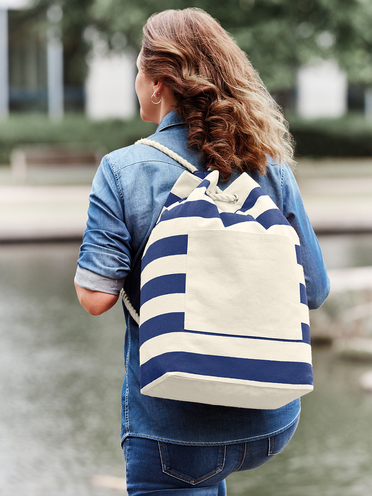 backpack BEACH navy featuring a model