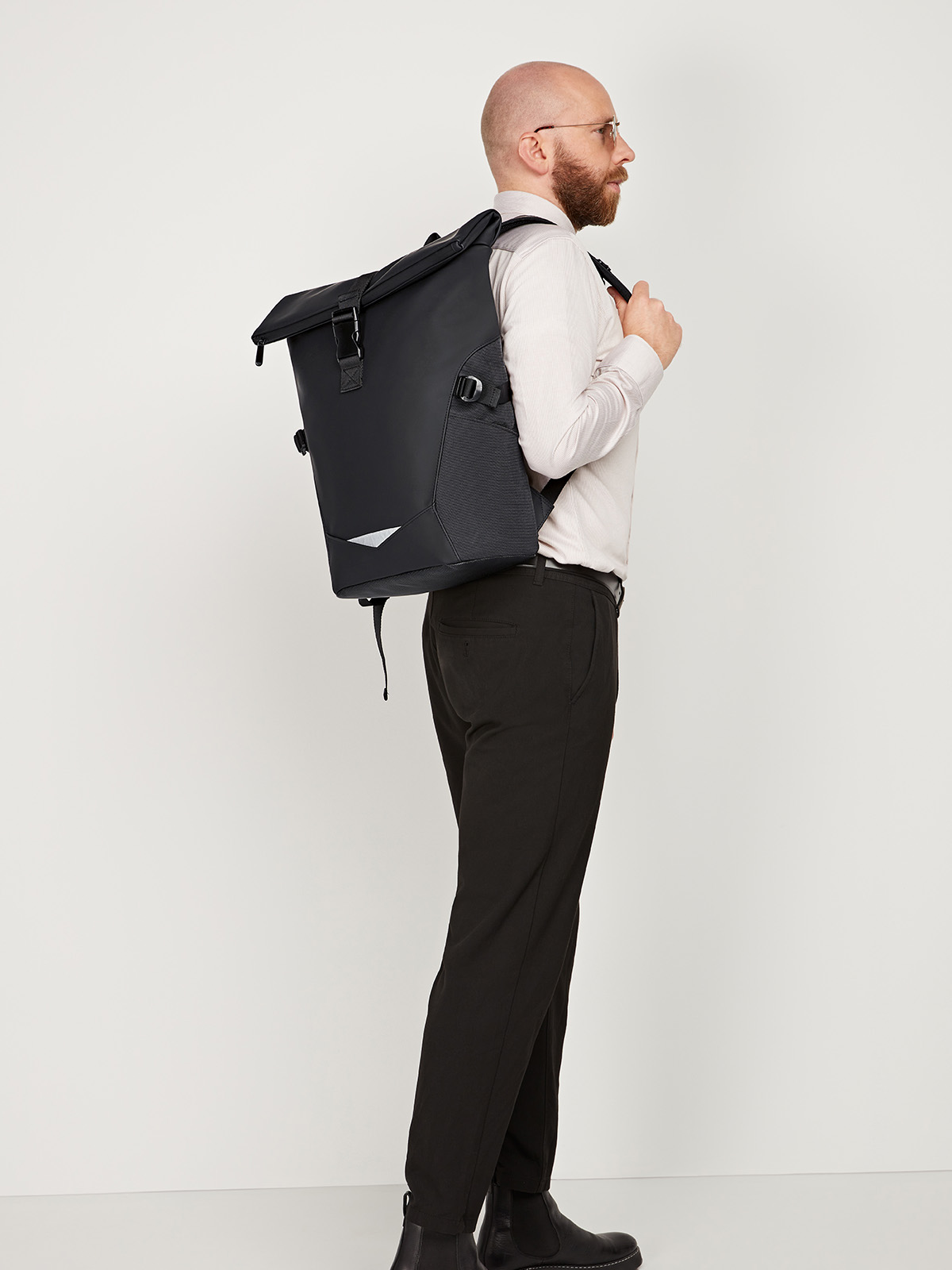 Notebook-Rucksack ORBIT schwarz mit Model