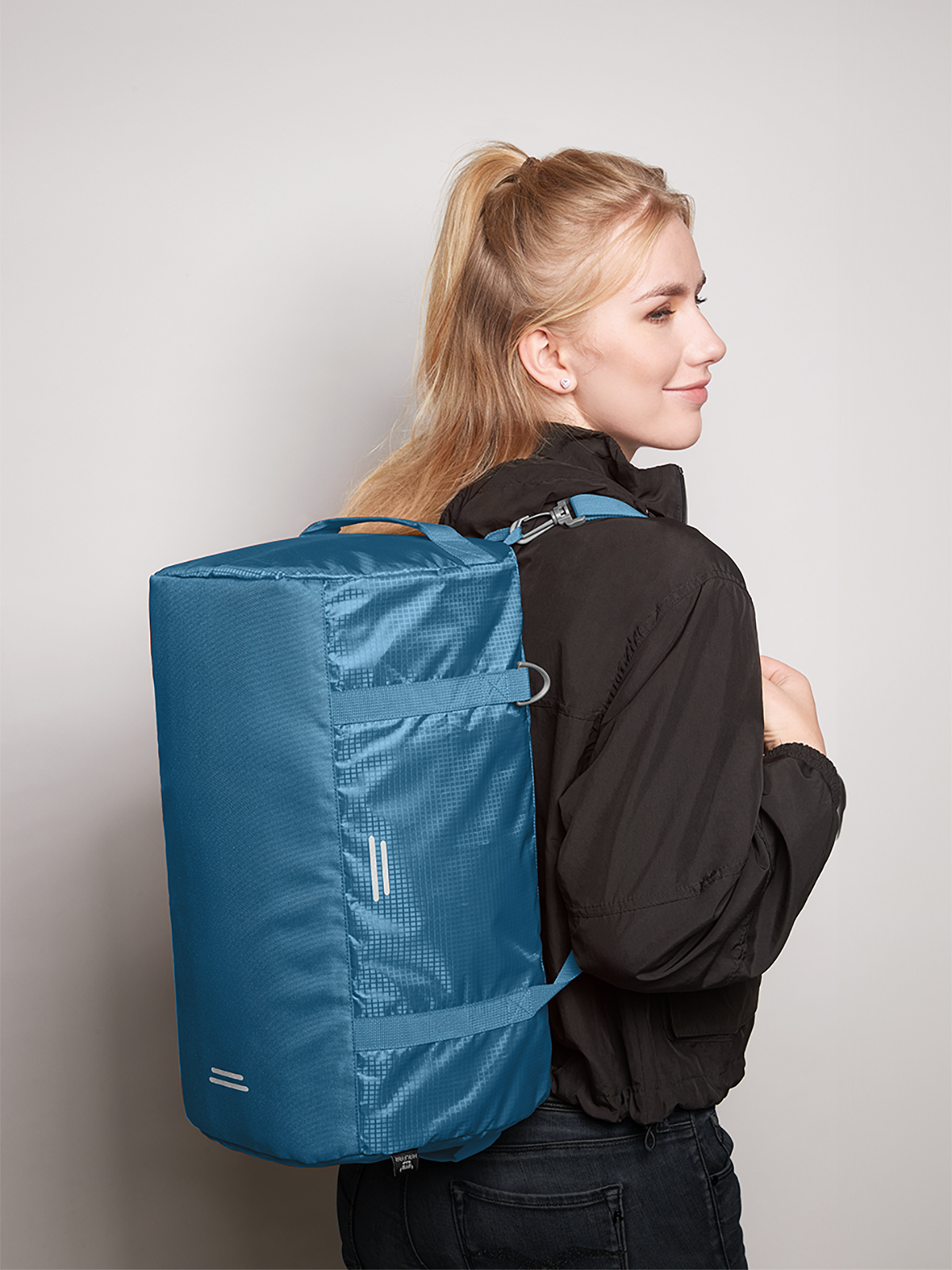 Sporttasche OUTDOOR blau mit Model