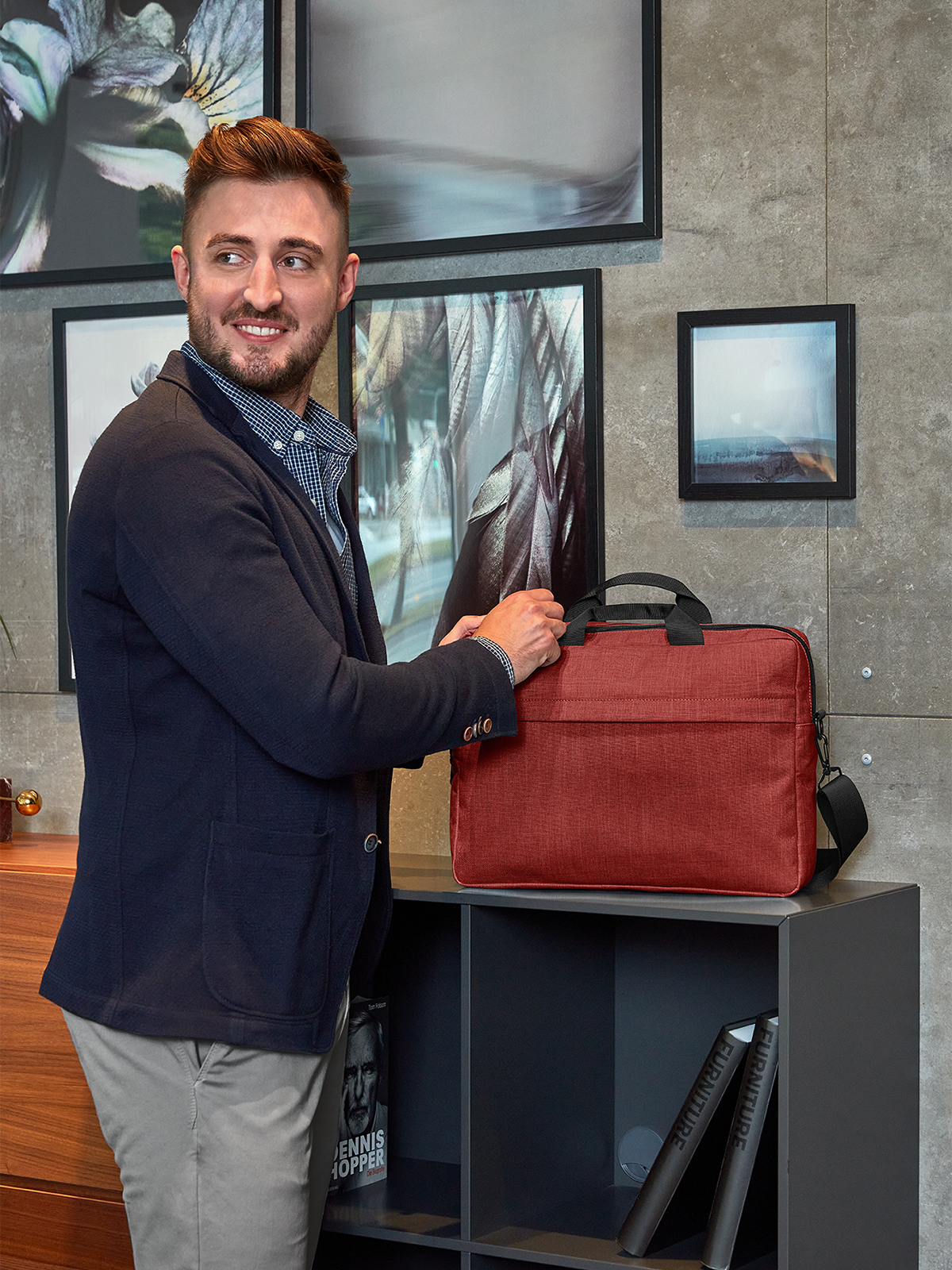 Notebook-Tasche EUROPE rot-meliert mit Model