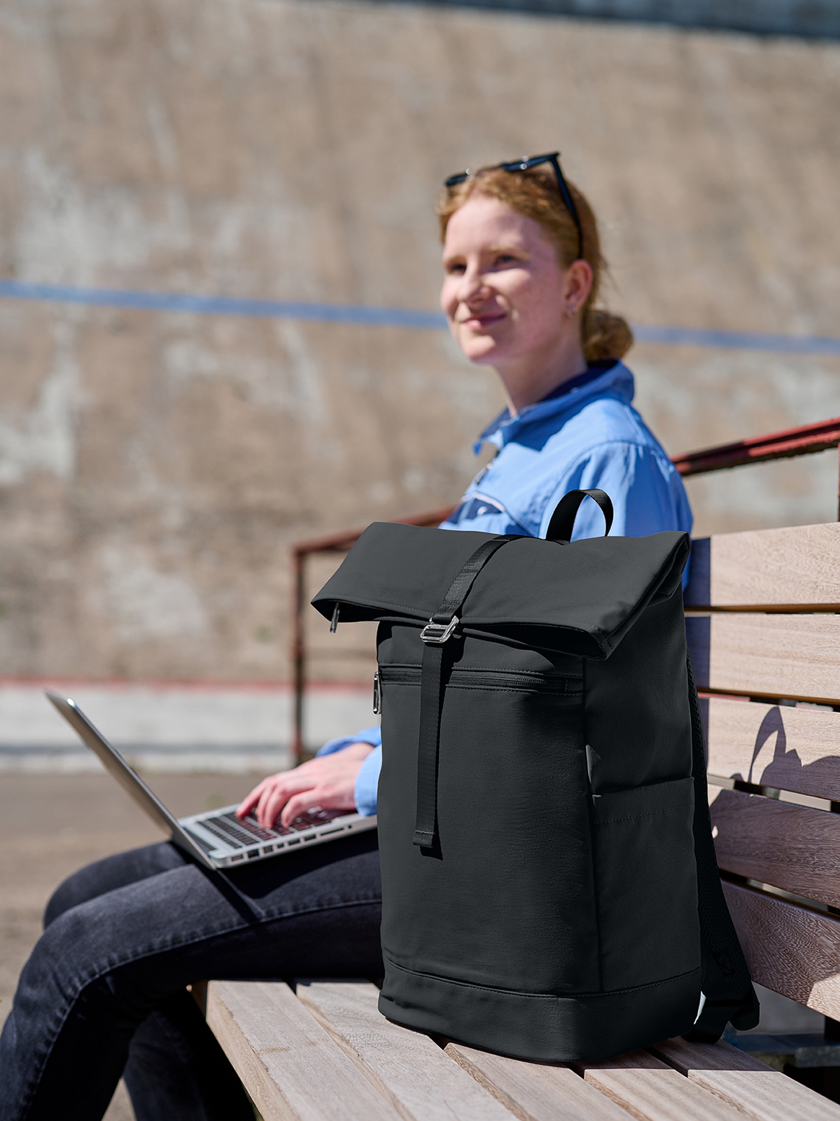 Laptop-Rucksack STAR schwarz mit Model