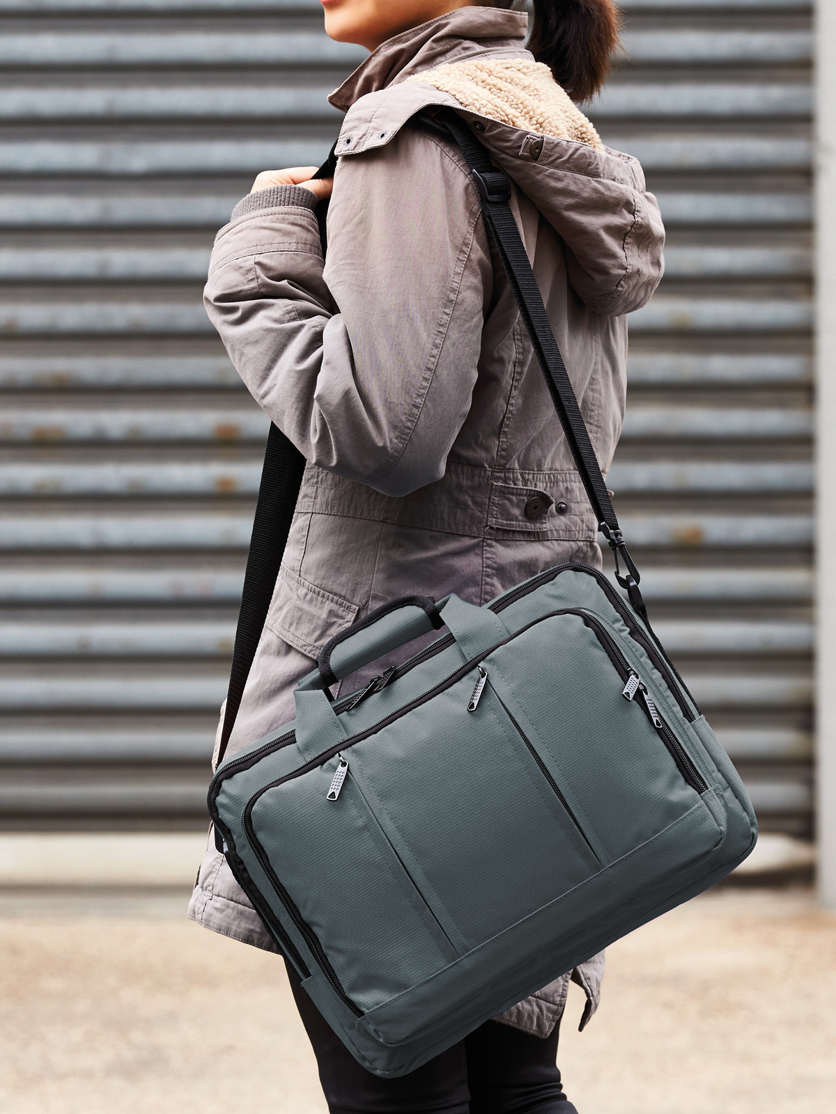 laptop backpack ECONOMY grey featuring a model