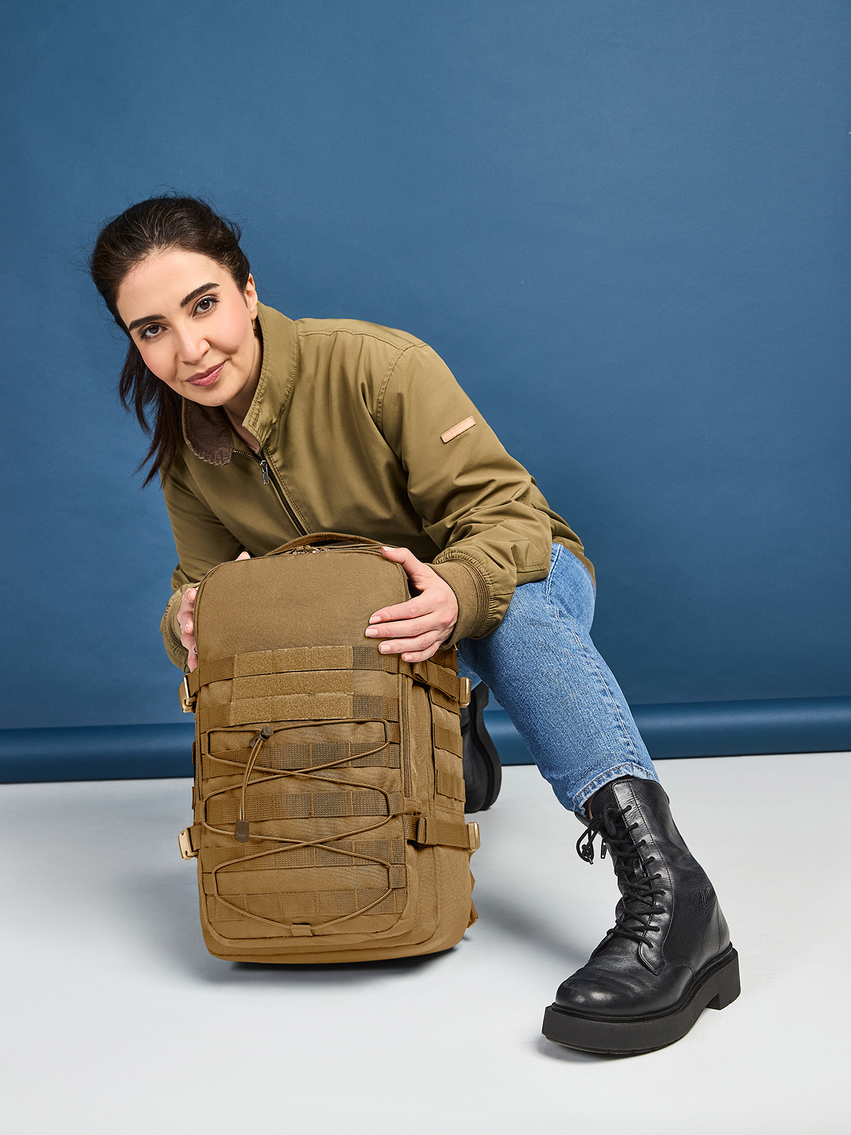 notebook backpack MOLLE coyote-brown featuring a model