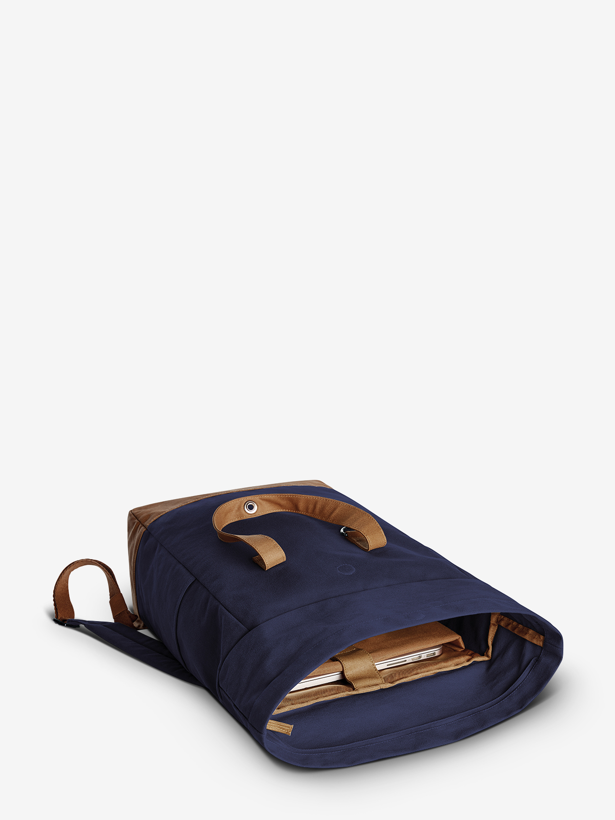 Notebook-Rucksack LIFE marine-braun gefuellt