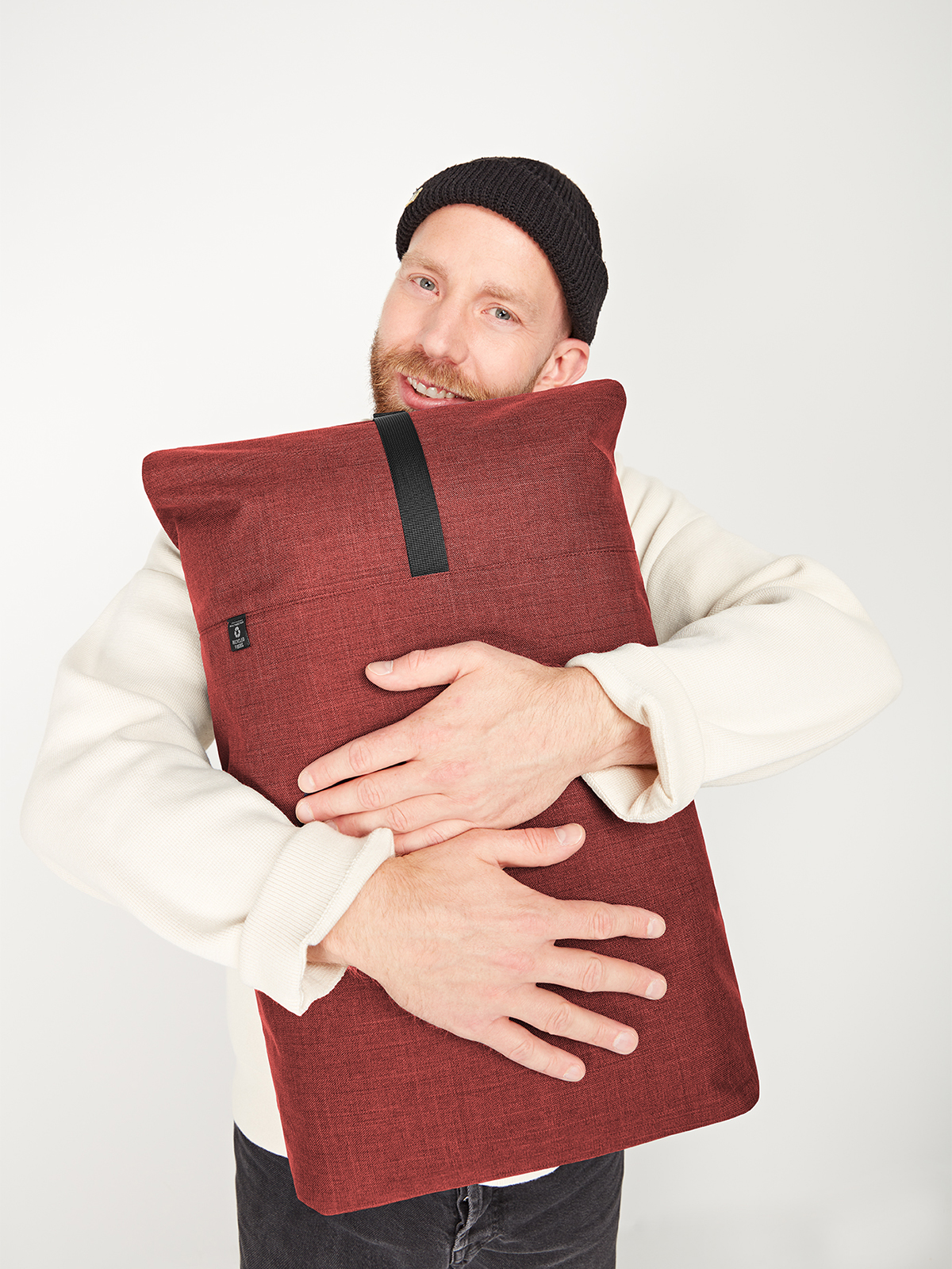 Notebook-Rollrucksack EUROPE rot-meliert mit Model