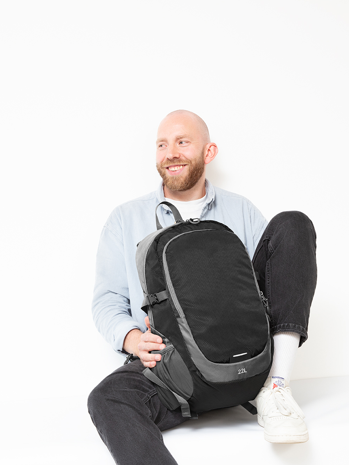 backpack STEP L black featuring a model