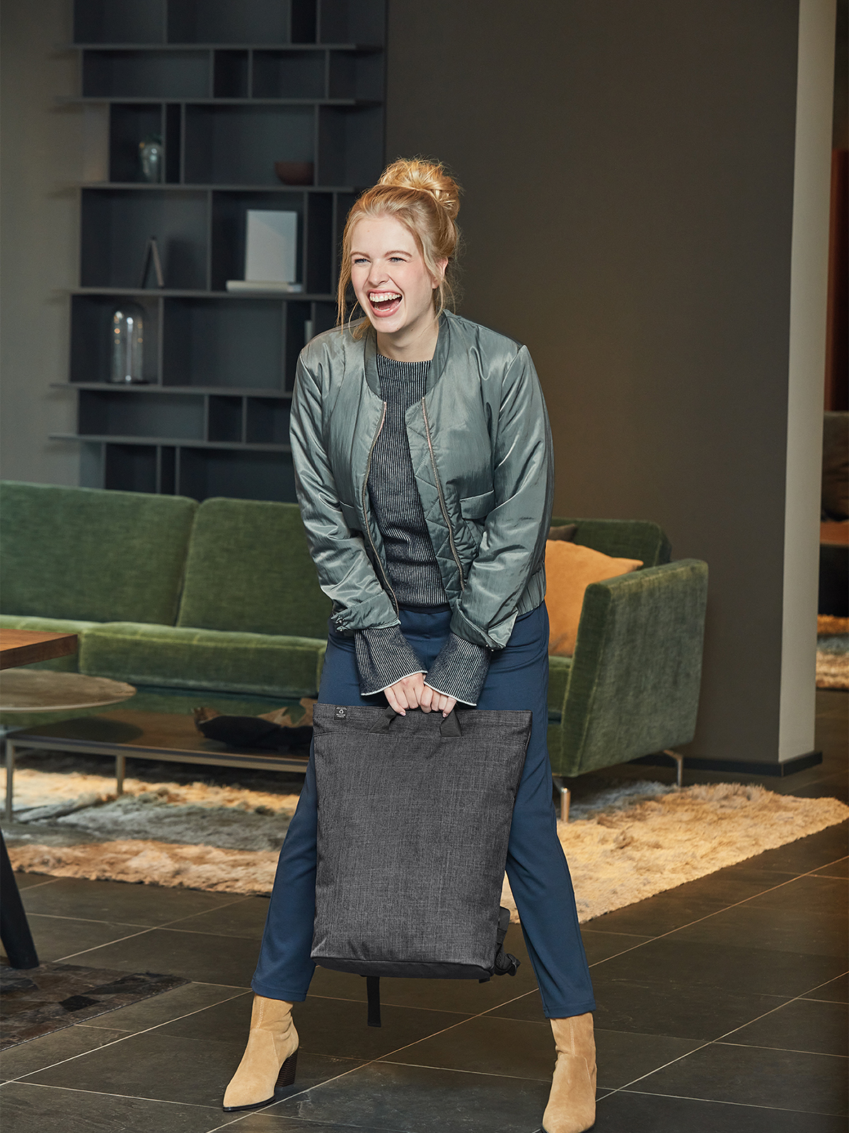 laptop backpack EUROPE grey-sprinkle featuring a model