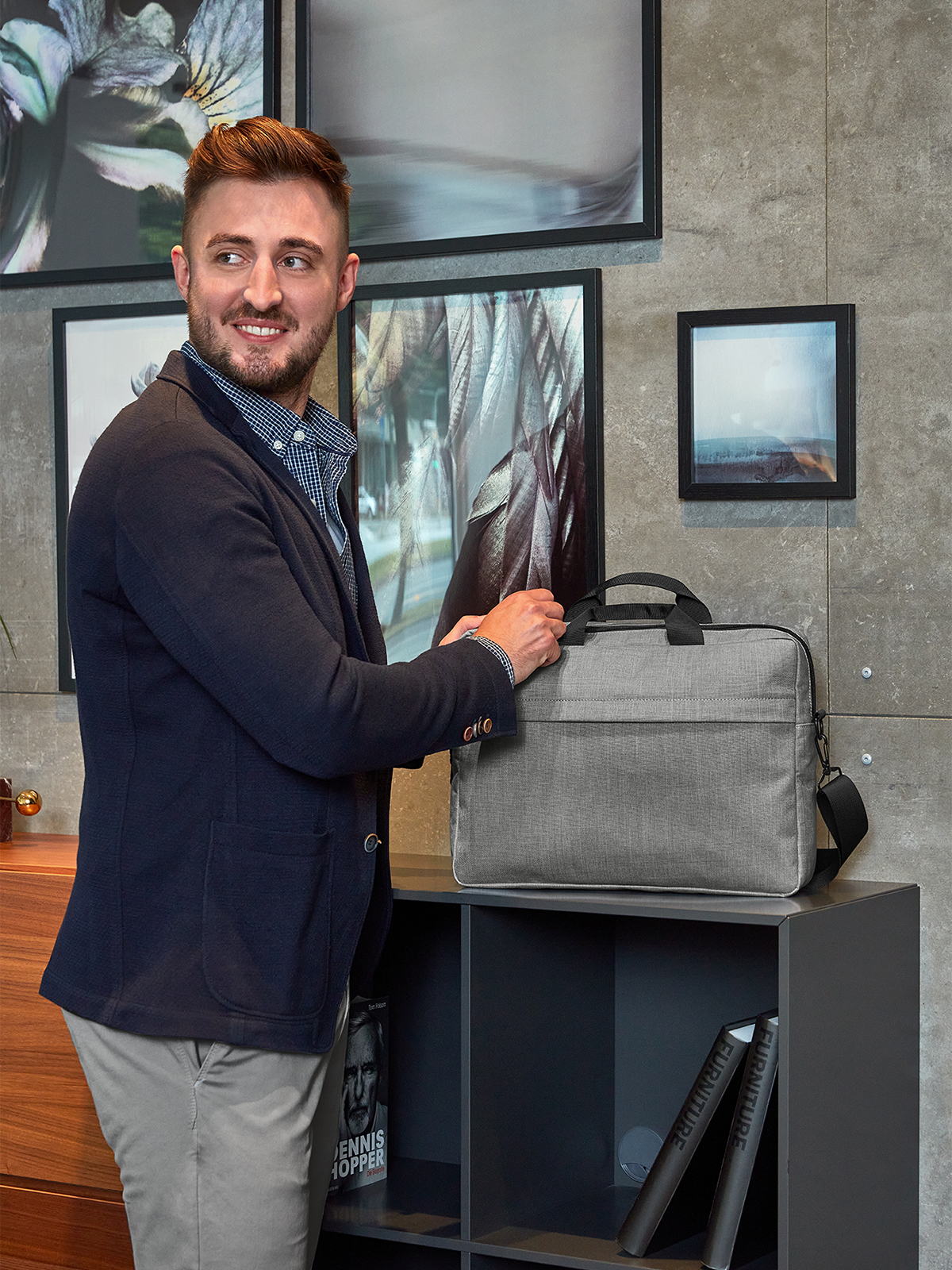 notebook bag EUROPE light-grey-sprinkle featuring a model