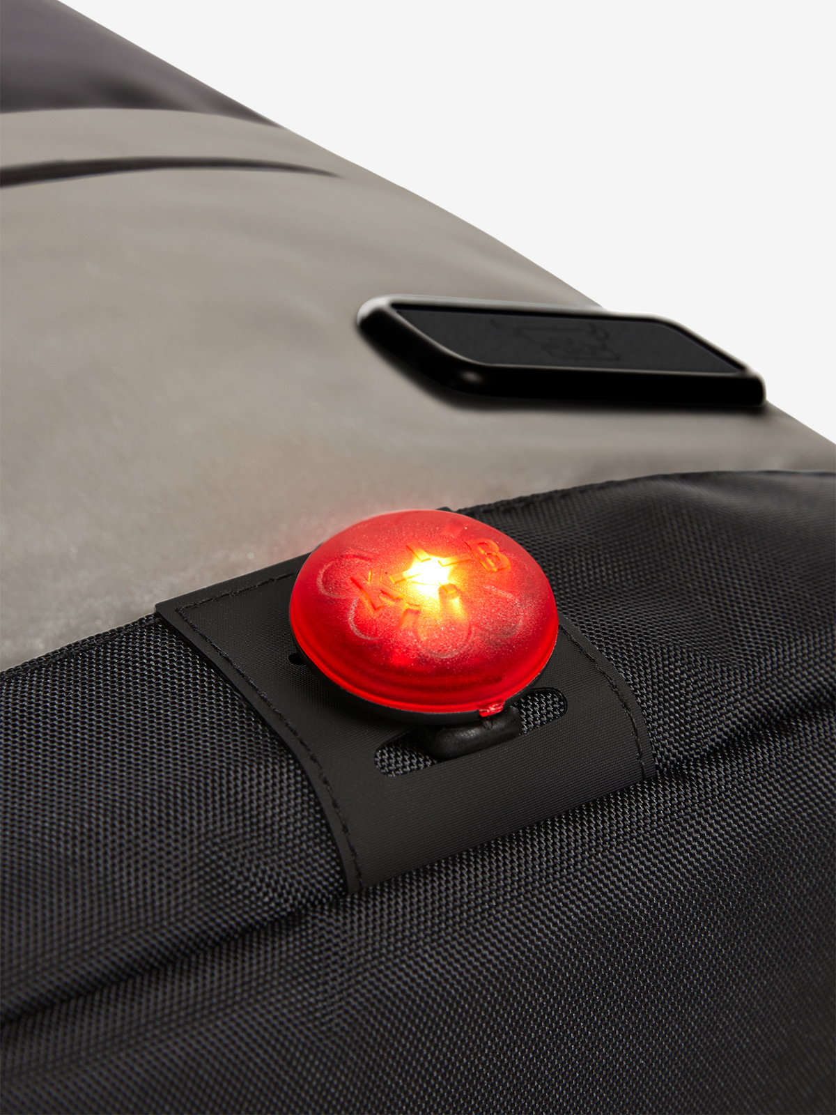 Laptop-Rucksack REFLEX M schwarz dunkel fahrradlicht
