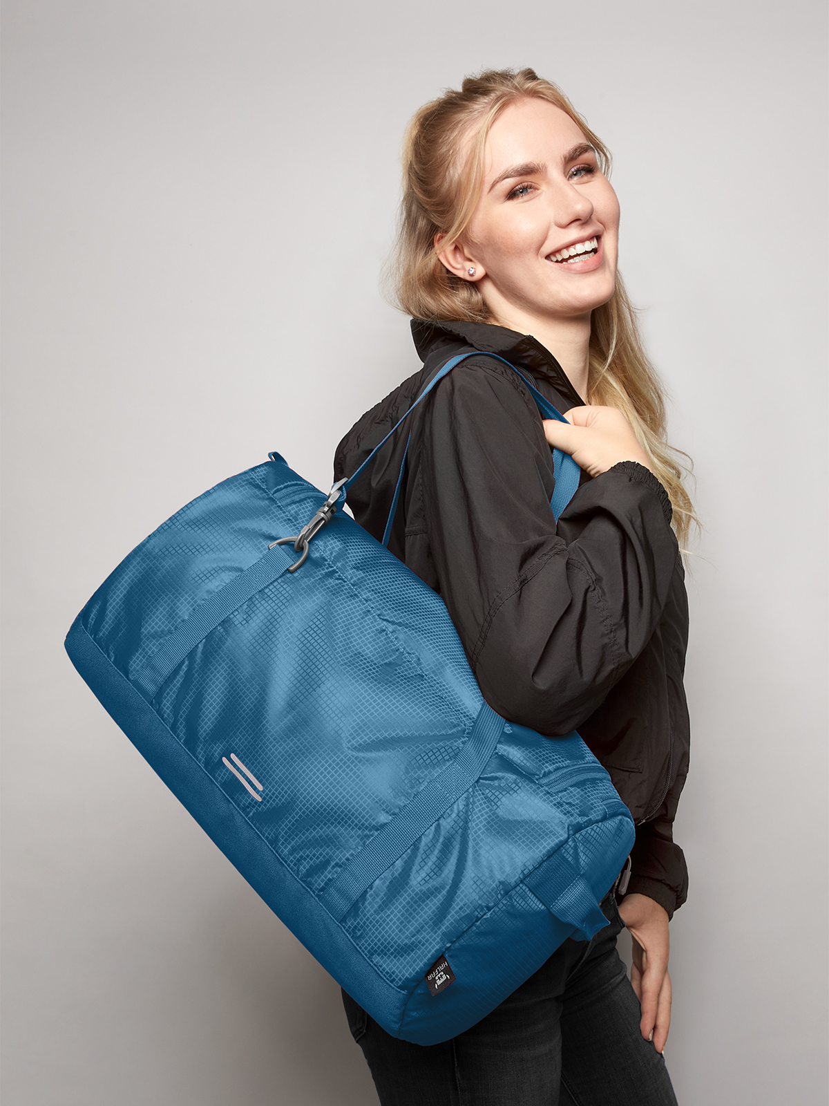Sporttasche OUTDOOR blau mit Model