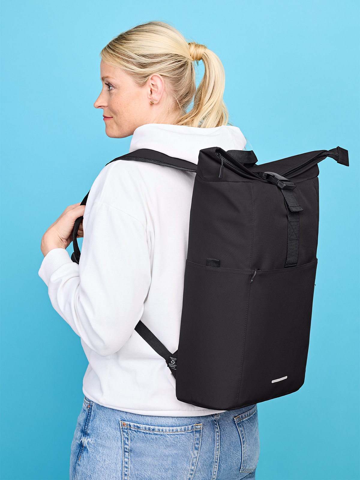 Rucksack BASIC schwarz mit Model