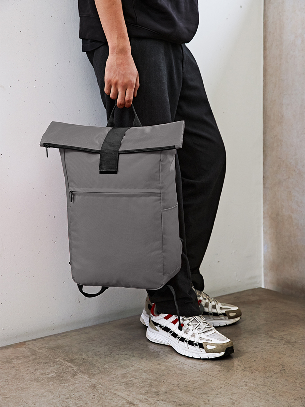 Laptop-Rucksack DAILY anthrazit mit Model