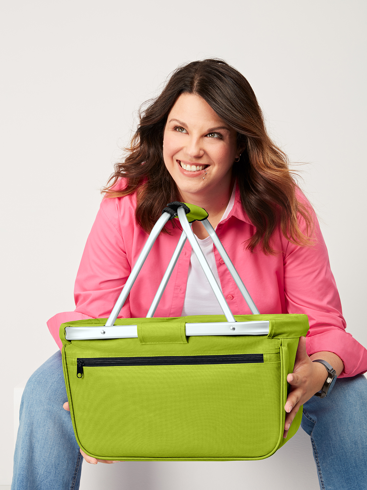Shopper BASKET maigruen mit Model