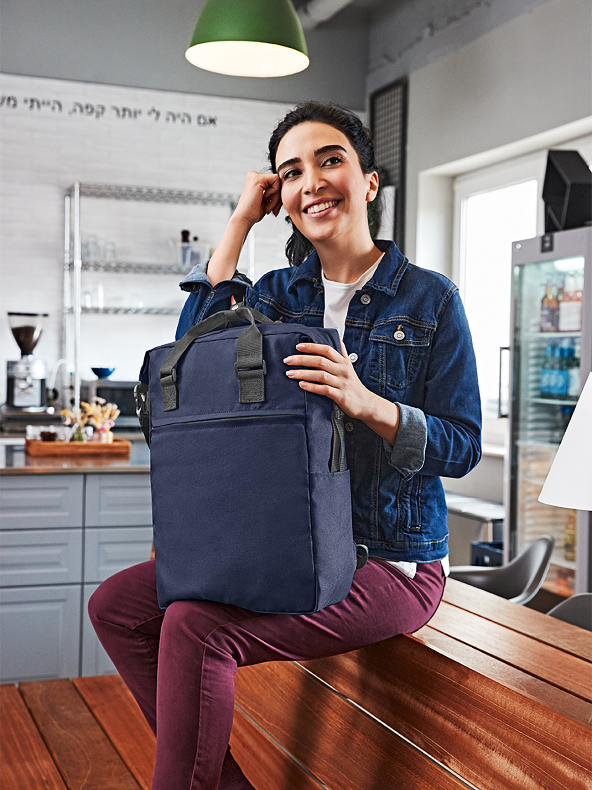 Notebook-Rucksack DAILY marine mit Model