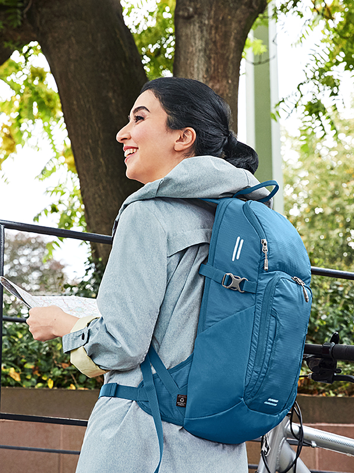 Daypack OUTDOOR blau mit Model