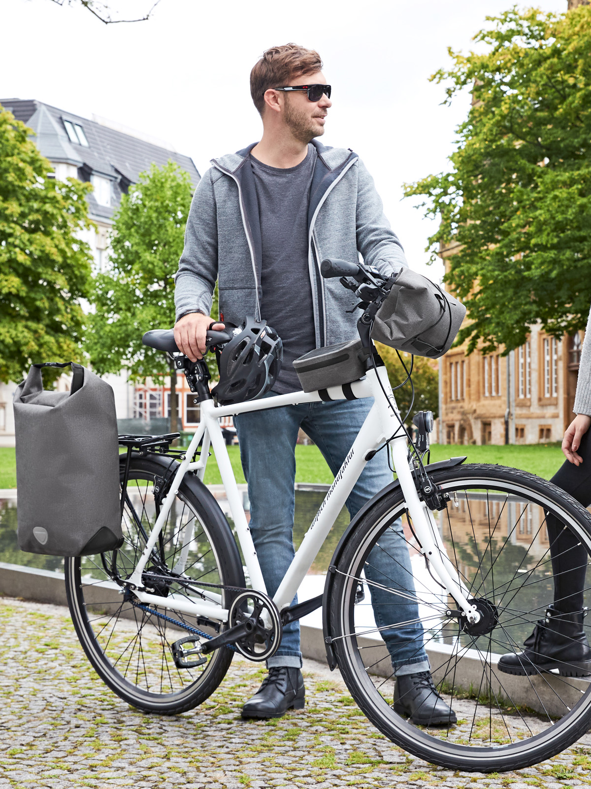 Serie CYCLE grau-meliert auf Fahrrad angebracht