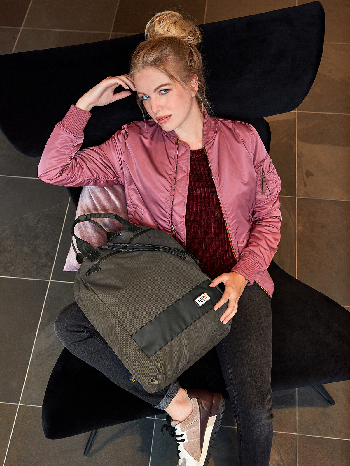 notebook backpack STAGE taupe featuring a model