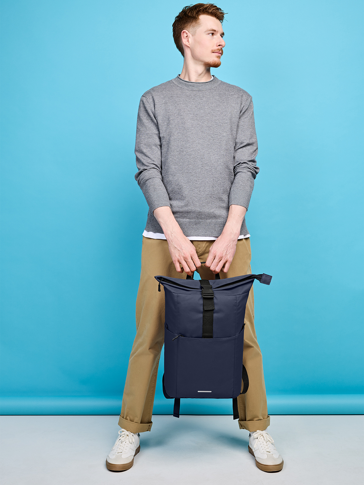 Rucksack BASIC marine mit Model