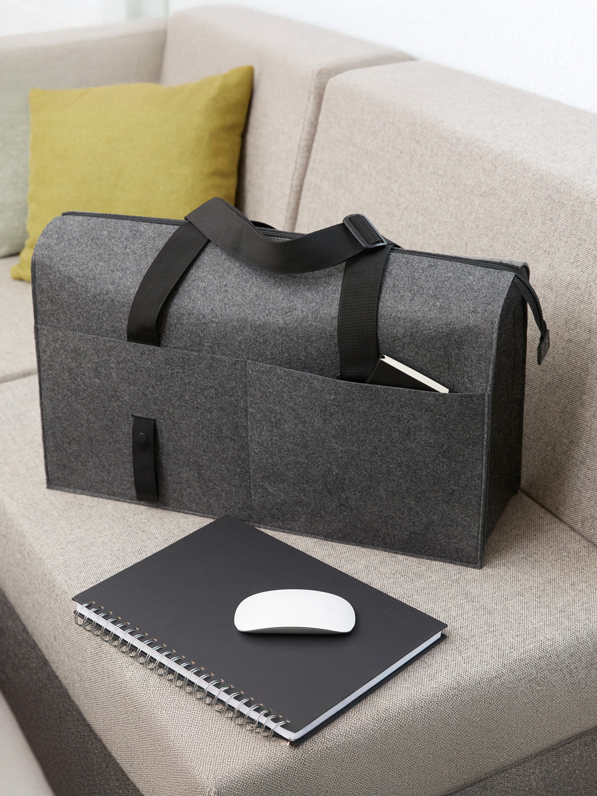 Organizer XL ModernClassic anthrazit front neben Laptop