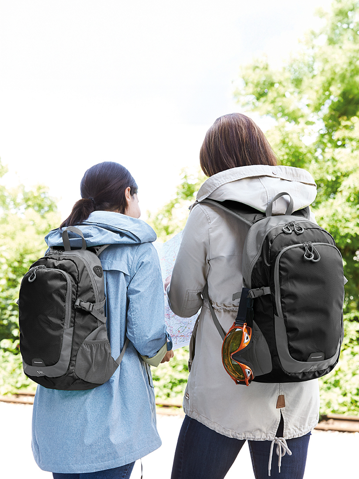 backpack STEP M and STEP L black front