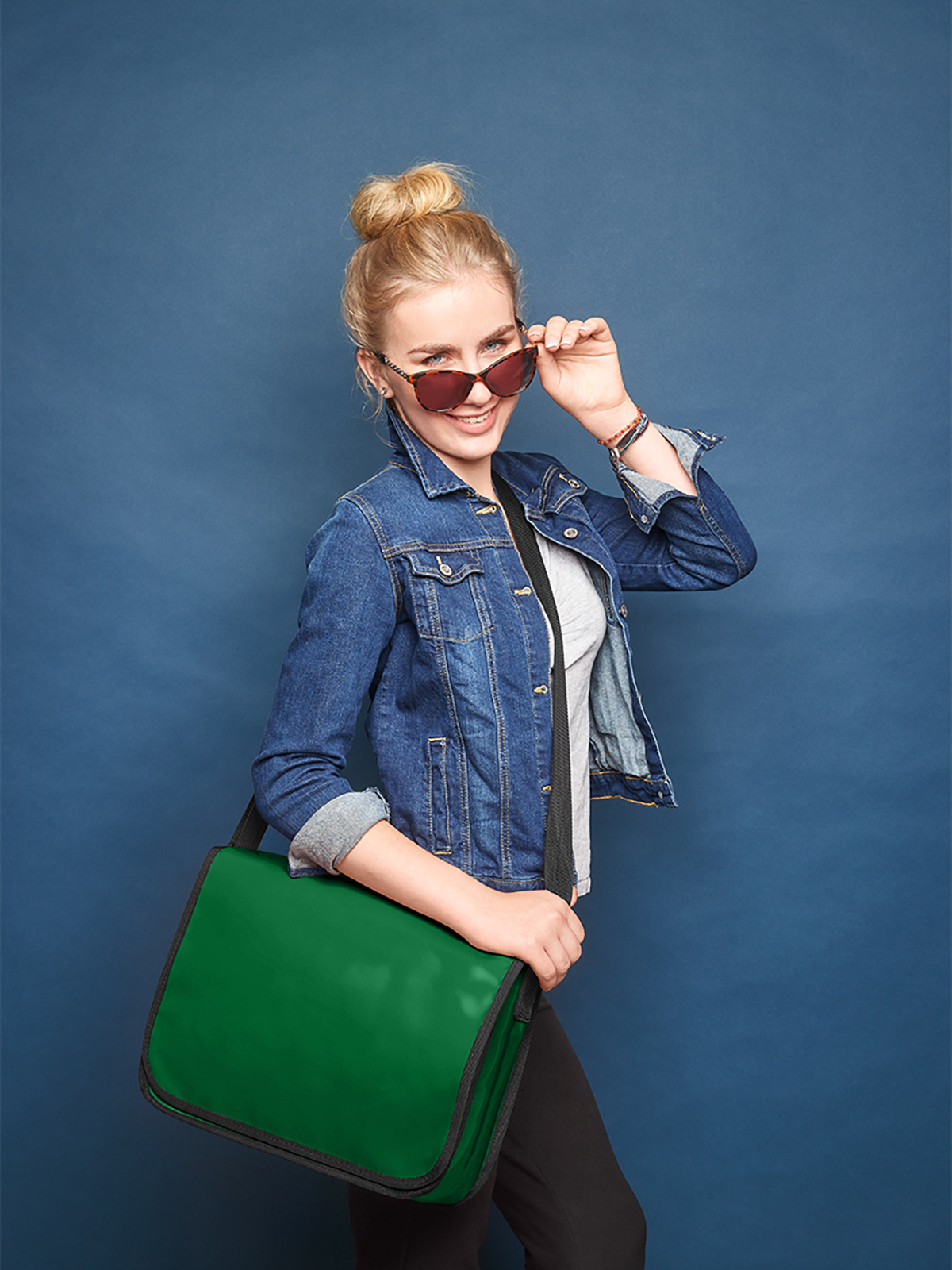 LorryBag® ECONOMY gruen mit Model