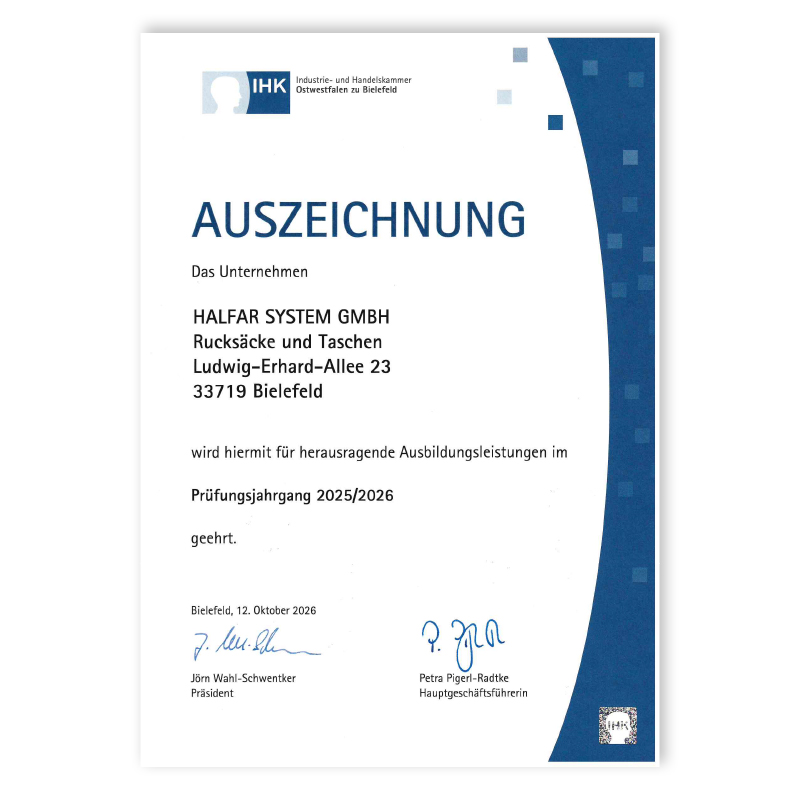 IHK Urkunde als Auszeichnung für die Halfar System GmbH als herausragender Ausbildungsbetrieb 2025/2026