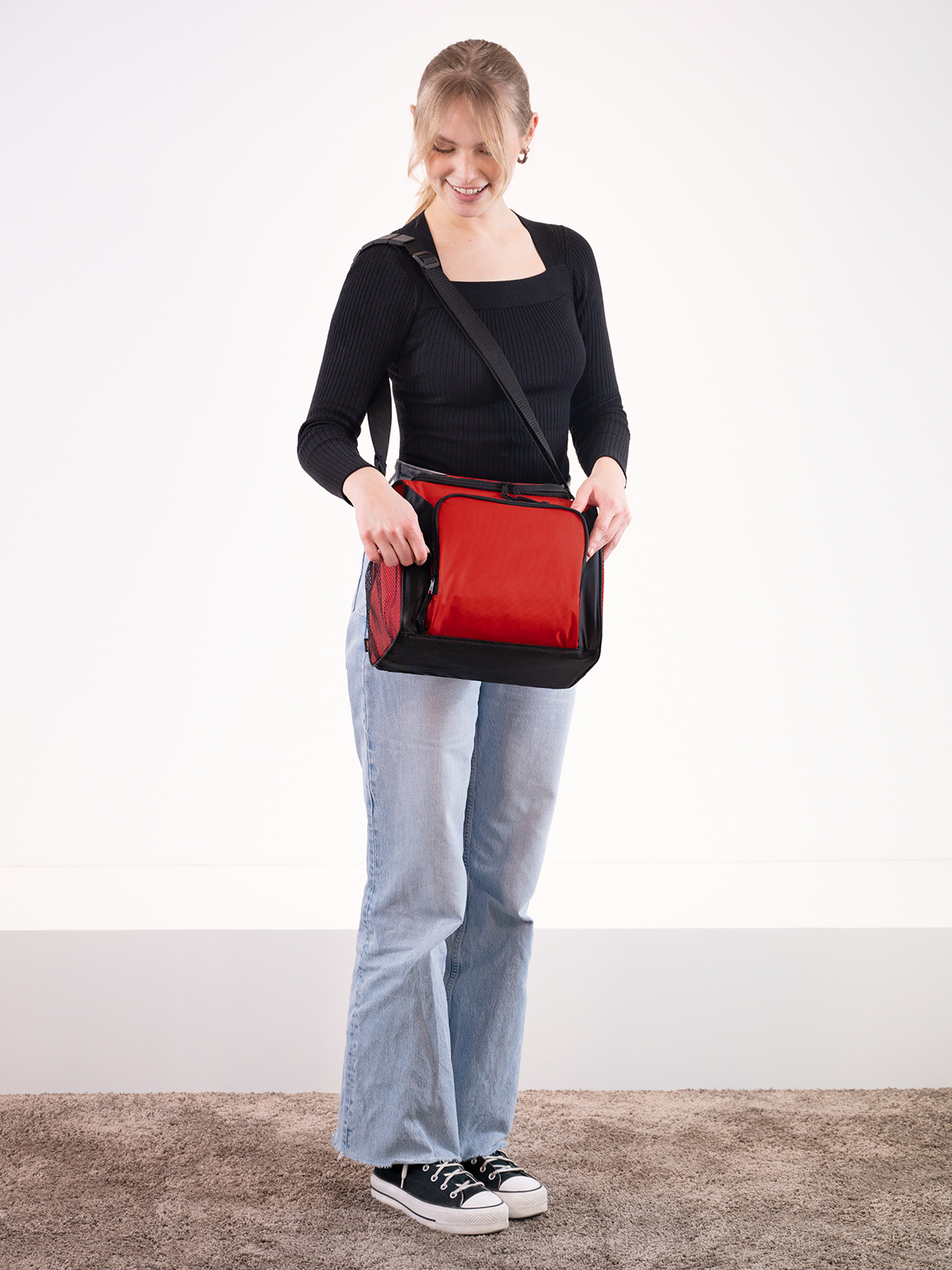 Kuehltasche SPORT rot mit Model