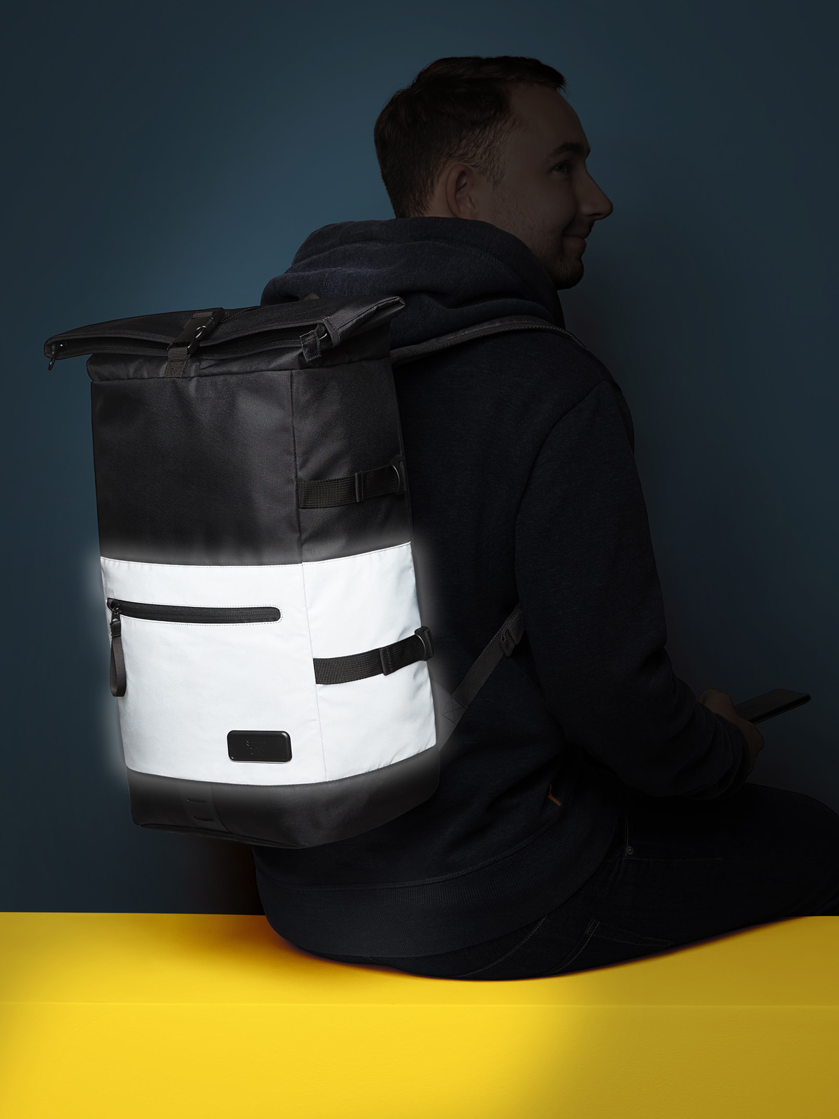 Notebook-Rucksack REFLEX L dunkelheit schraeg ruecken