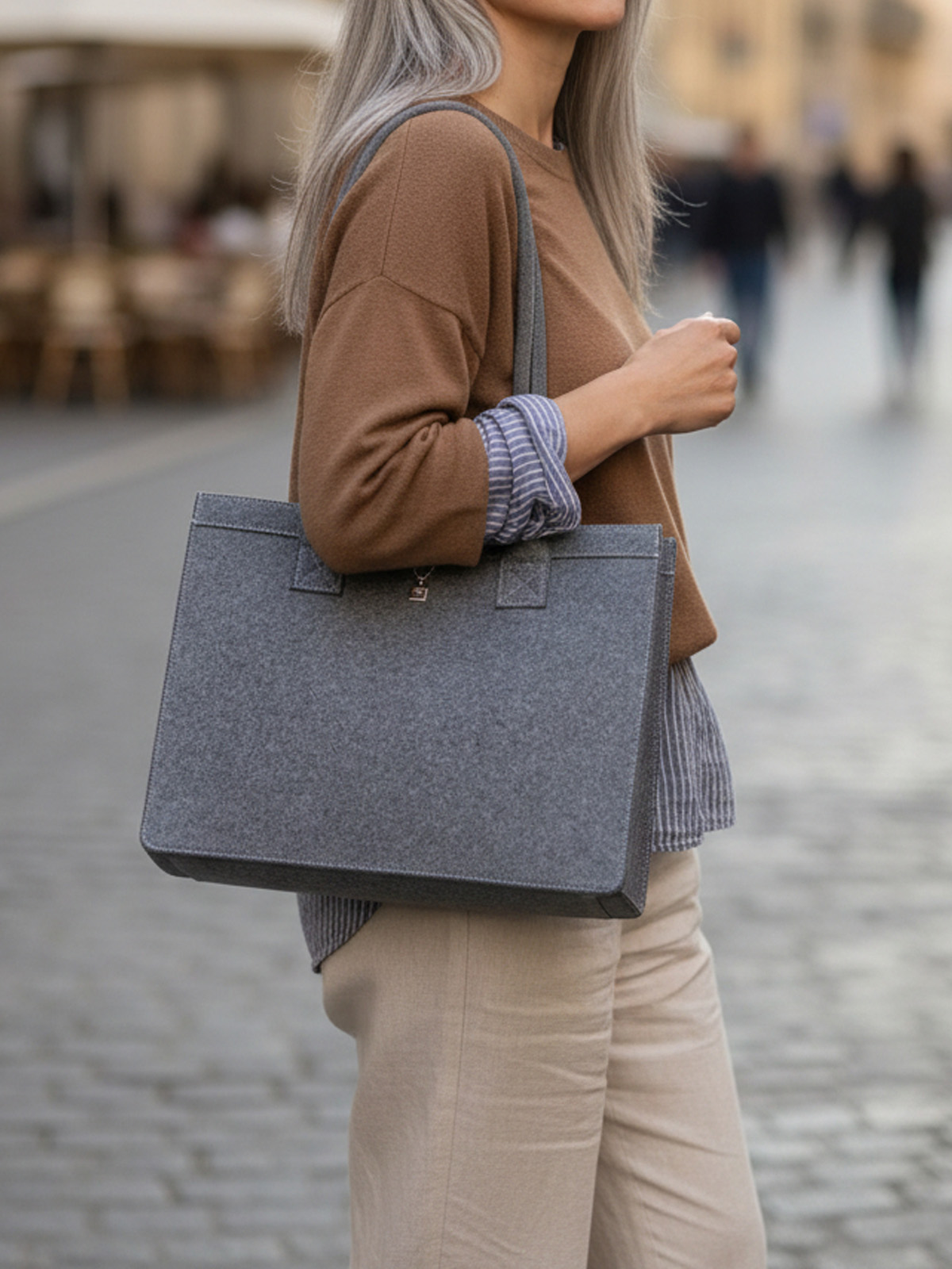 City-Shopper ModernClassic anthrazit mit Model