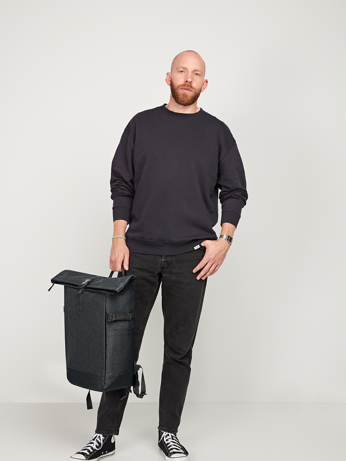 Notebook-Rucksack CIRCLE L schwarz-meliert mit Model