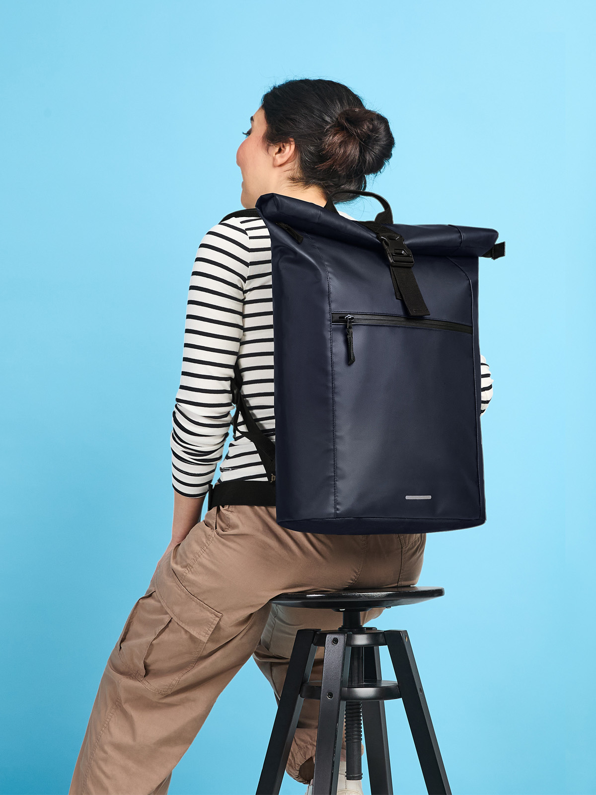Notebook-Rucksack KURIER marine front schraeg