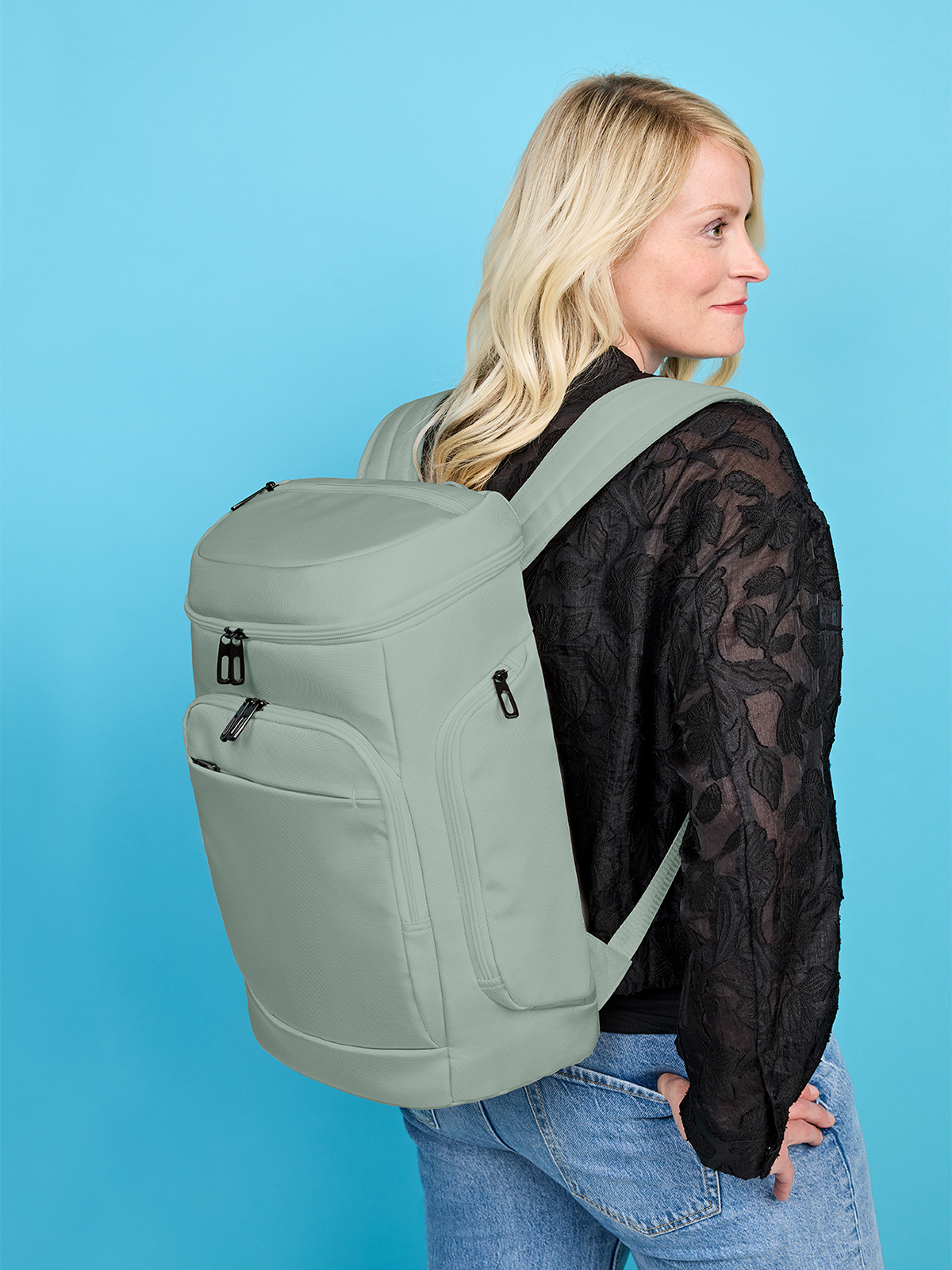 Notebook-Rucksack SOLID gruengrau mit Model