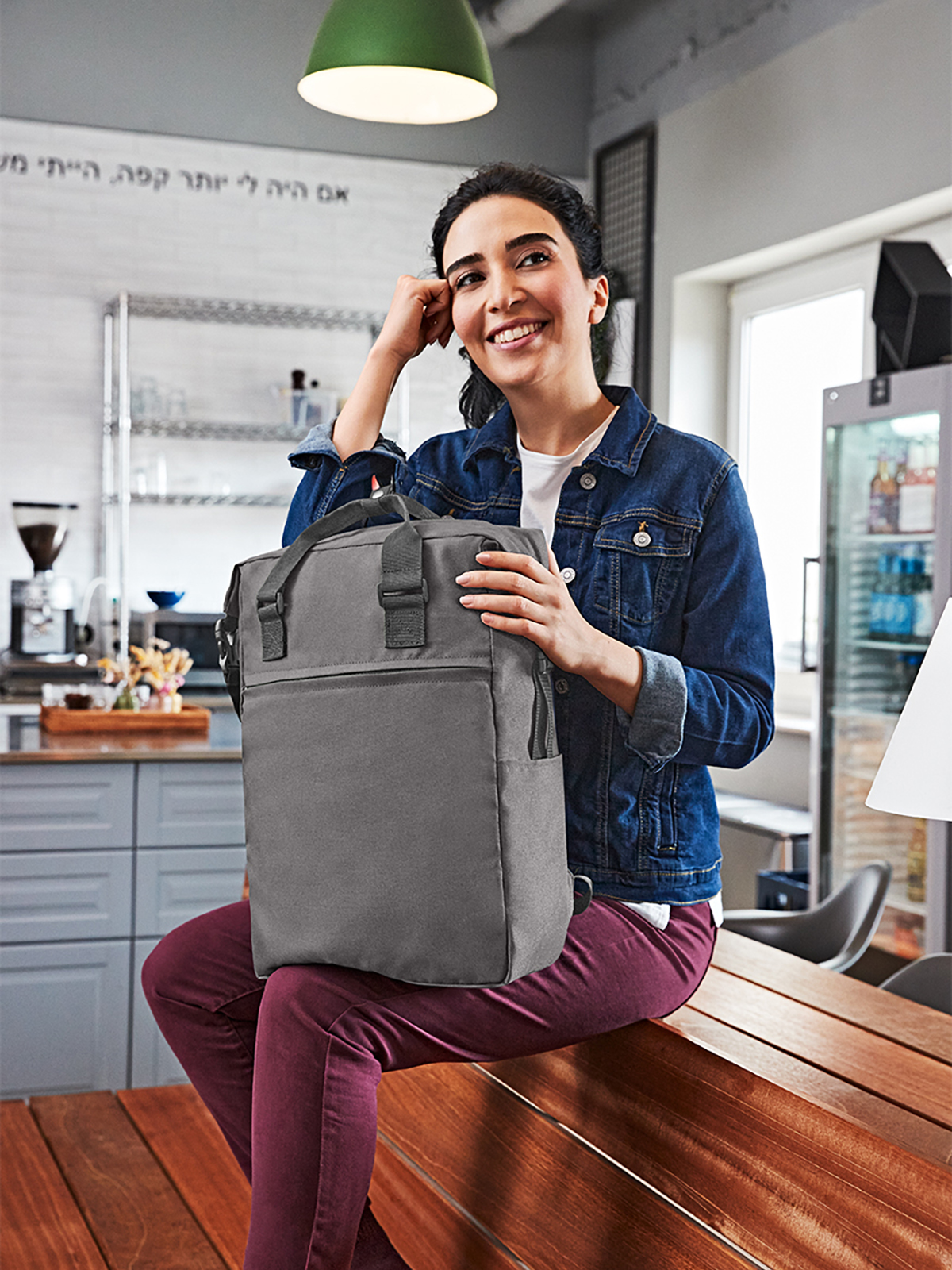 Notebook-Rucksack DAILY anthrazit mit Model