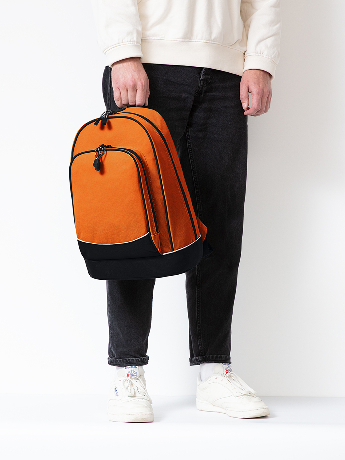 Daypack CITY orange mit Model