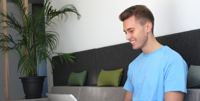 Industriekaufmann-Azubis berichten über ihre Ausbildung