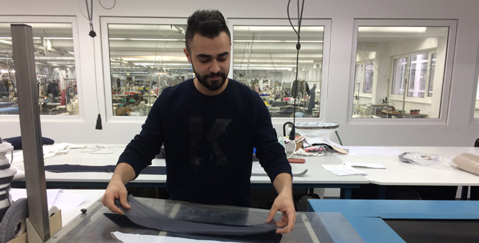 Ausbildung mit starken Partnern: Khalil bei Halfar und Gerry Weber