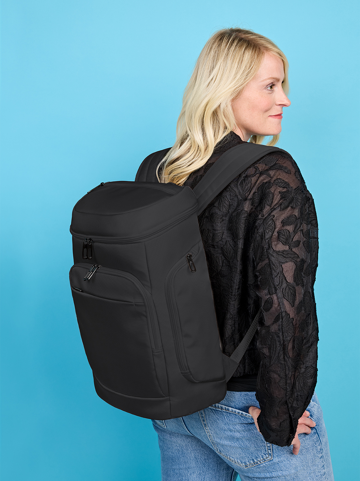 notebook backpack SOLID black featuring a model